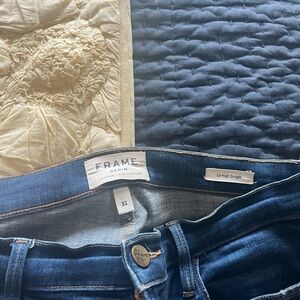 Frame Denim Women's Jeans in Dark Blue - Slit Leg